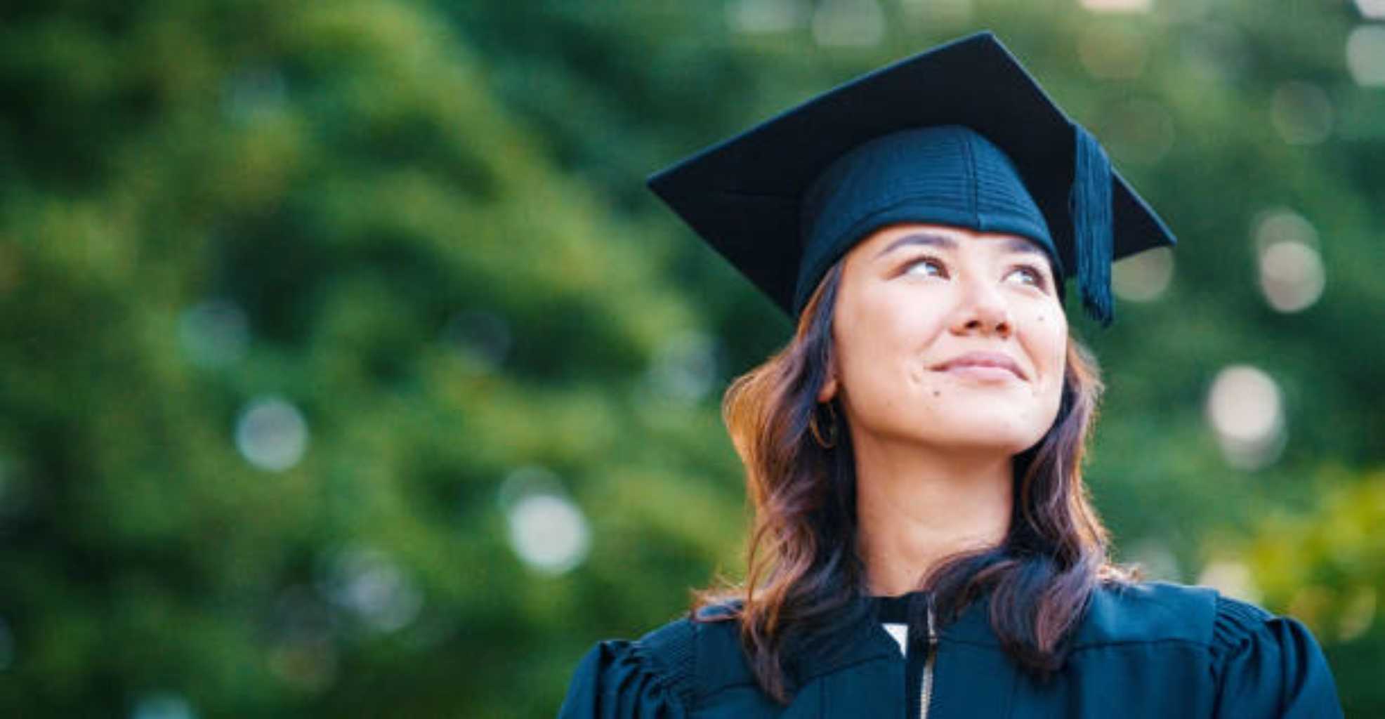 The Role of Secret Scholarships or Hidden Benefactors in Classic and Modern Novels